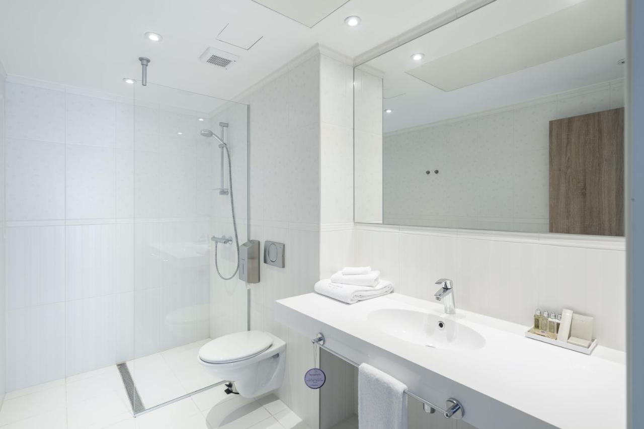Impresamente Art Hotel Sofia Ngoại thất bức ảnh