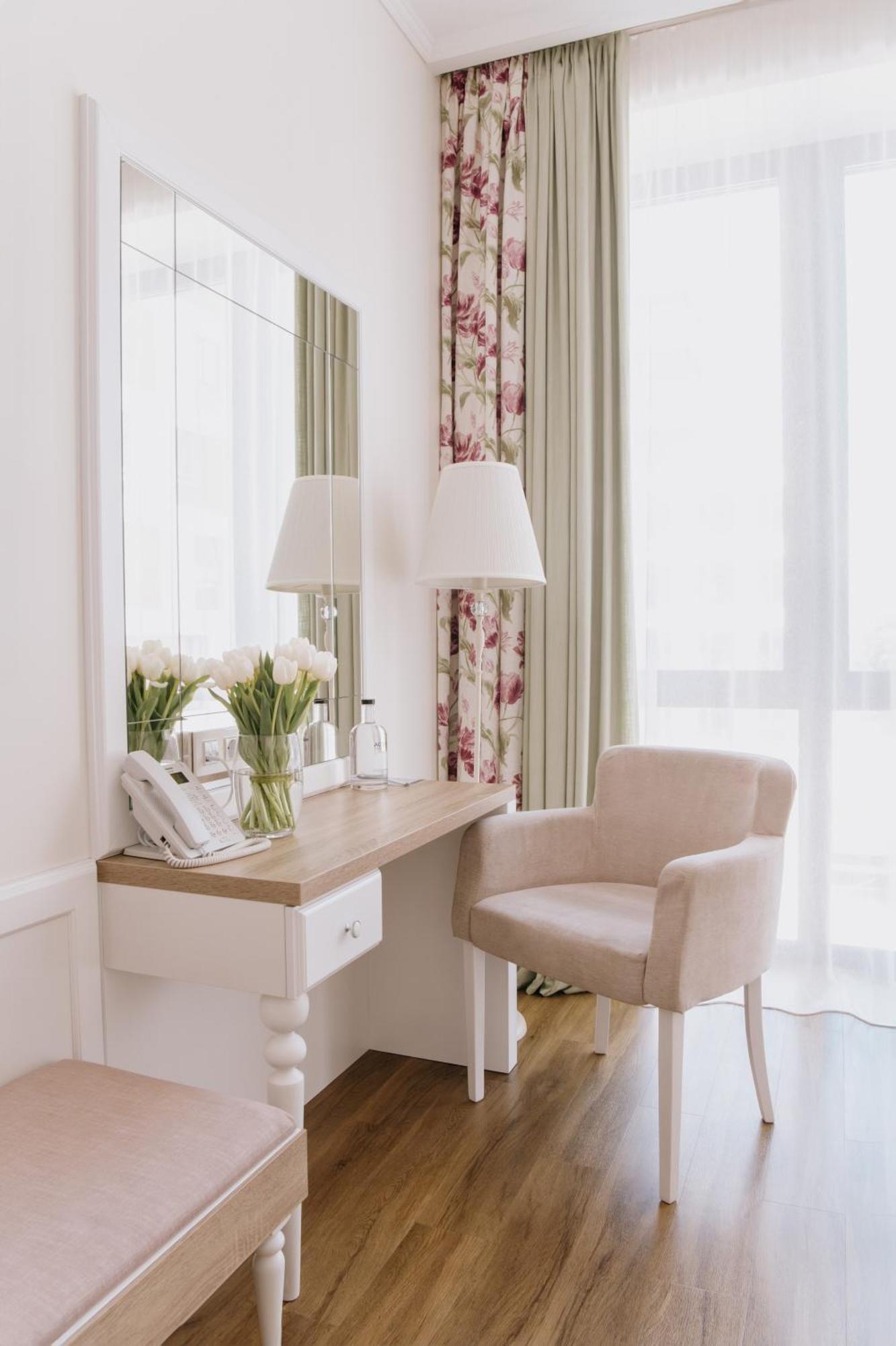 Impresamente Art Hotel Sofia Ngoại thất bức ảnh