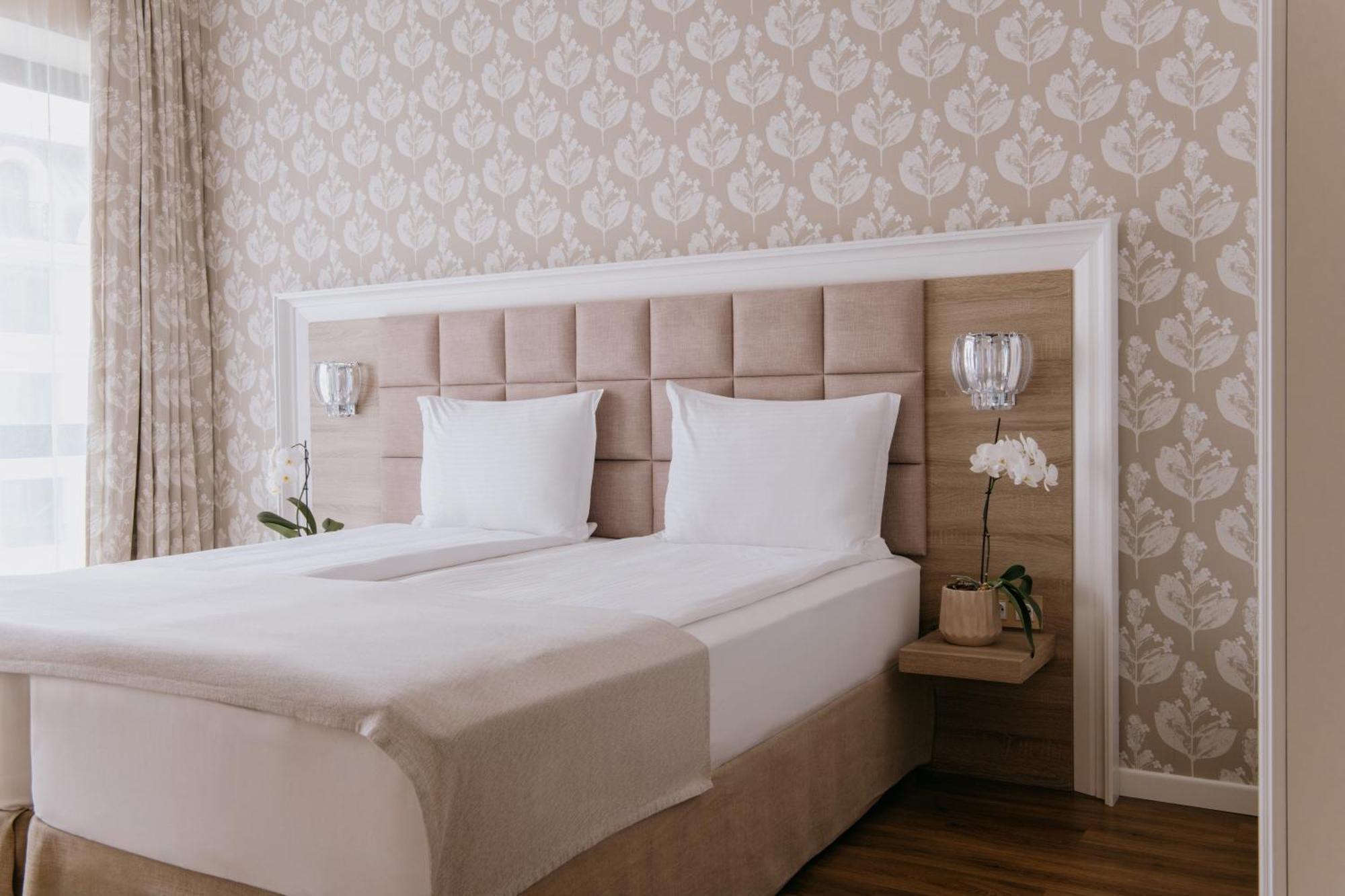 Impresamente Art Hotel Sofia Ngoại thất bức ảnh
