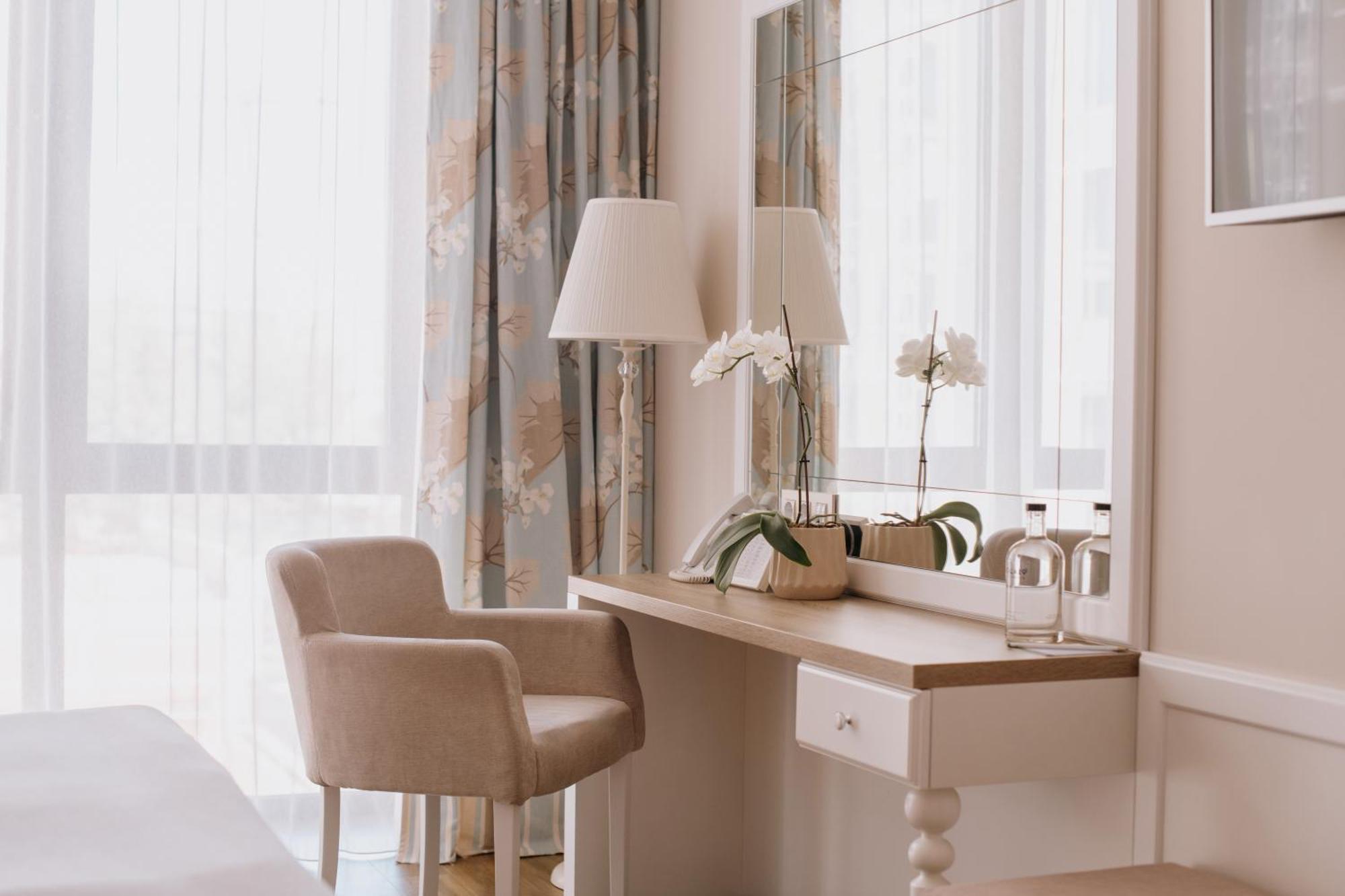 Impresamente Art Hotel Sofia Ngoại thất bức ảnh