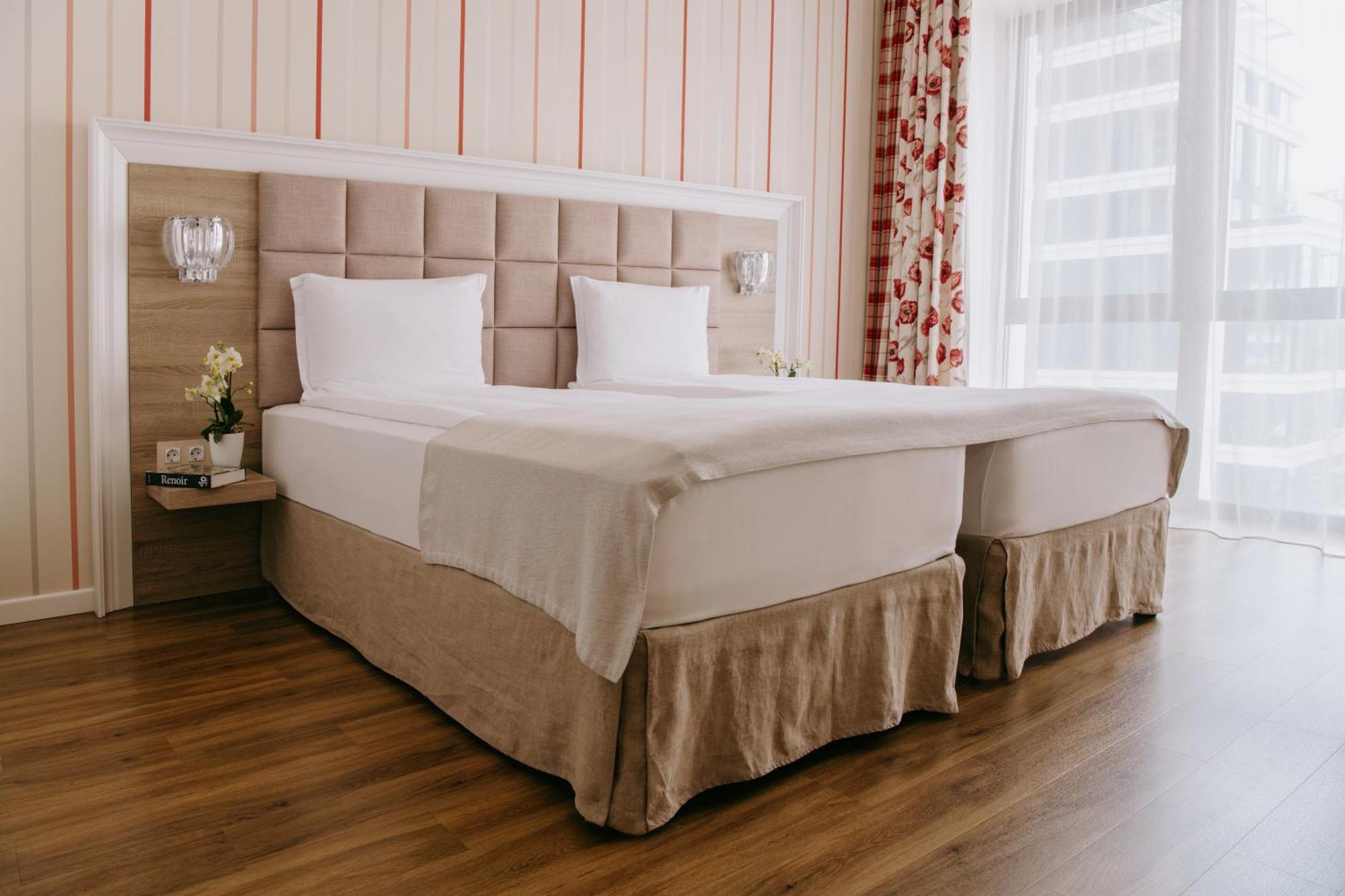 Impresamente Art Hotel Sofia Ngoại thất bức ảnh