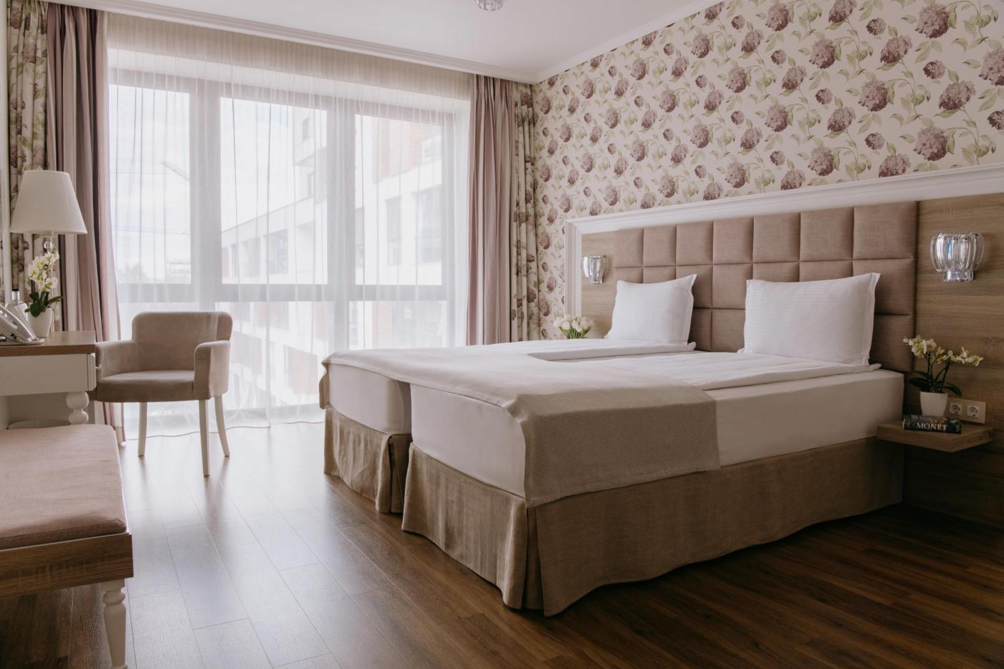 Impresamente Art Hotel Sofia Ngoại thất bức ảnh