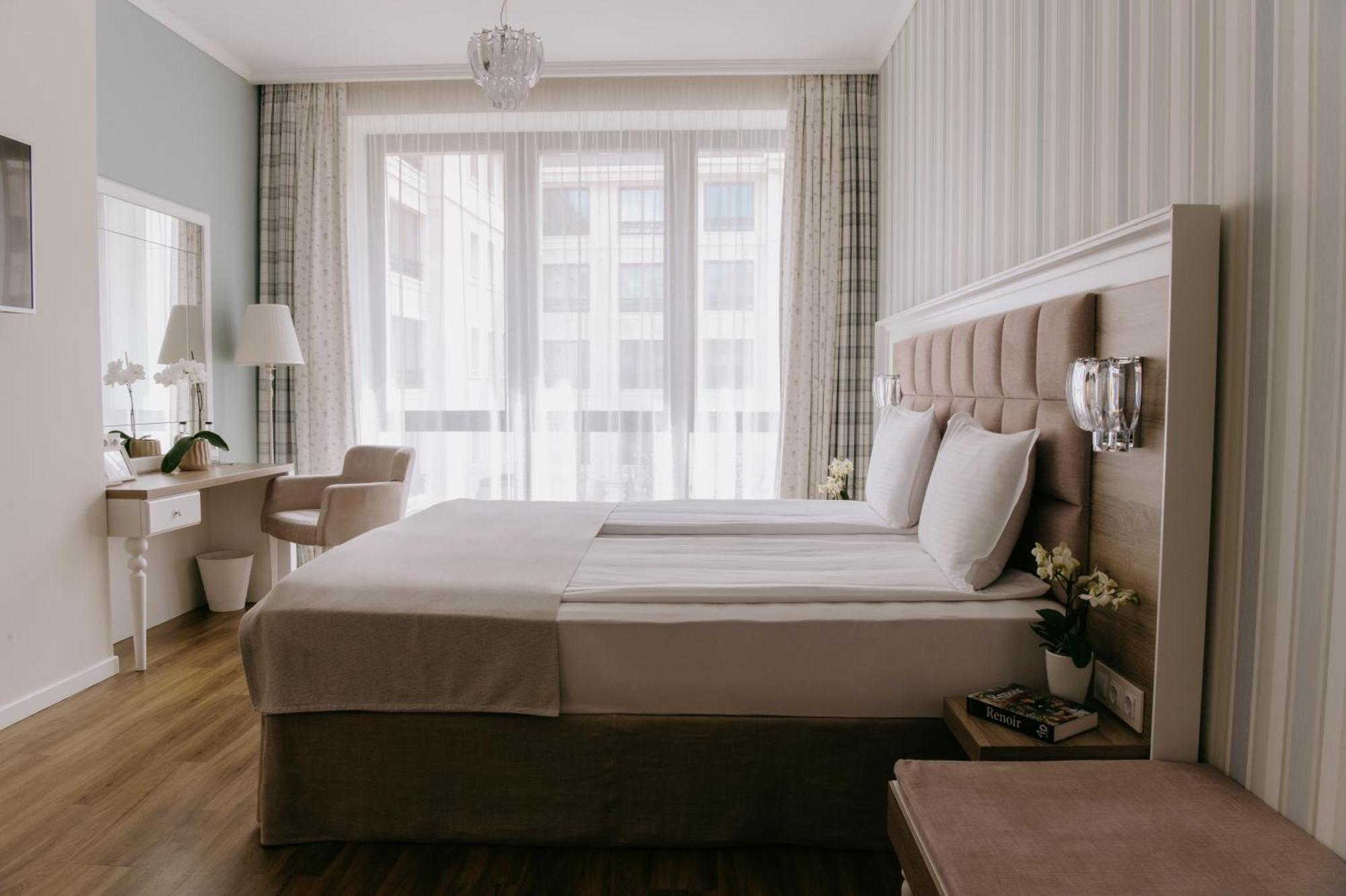 Impresamente Art Hotel Sofia Ngoại thất bức ảnh