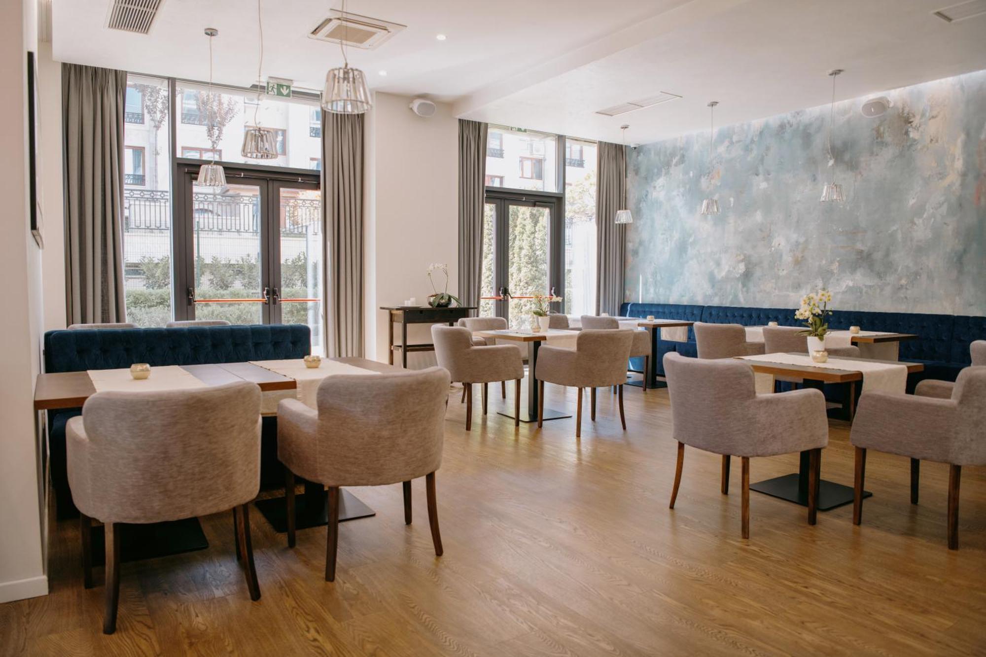 Impresamente Art Hotel Sofia Ngoại thất bức ảnh